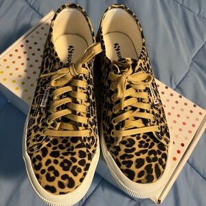 Women’s Superga leopard print Size 8 1/2 (euro 39 1/2) EUC